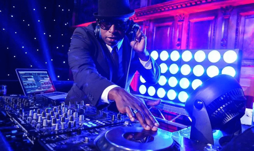 Reasons Why You Need a DJ at Your Next Party