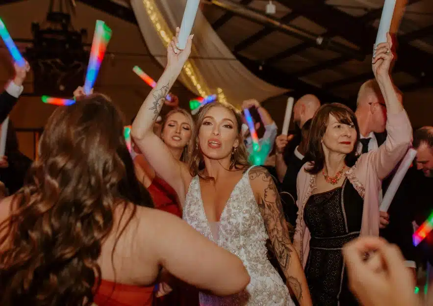 img how it works stress free wedding entertainment
